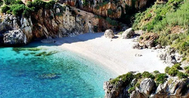 Villa Laurum - Giardino Degli Allori - Castellammare Del Golfo - Scopello